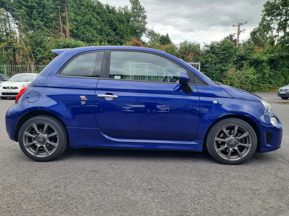 Abarth 595 2018 - Image 2