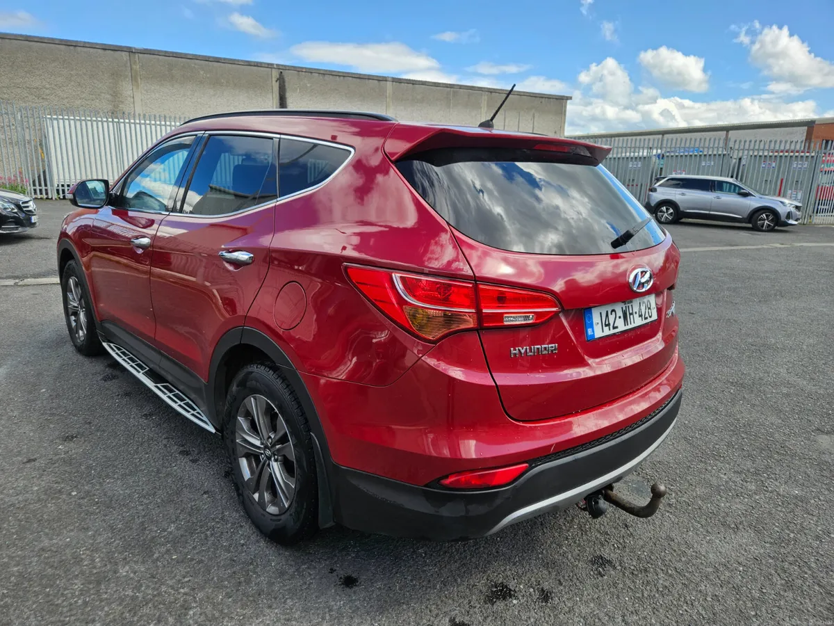 Hyundai Santa Fe 7 seater 2014 - Image 4