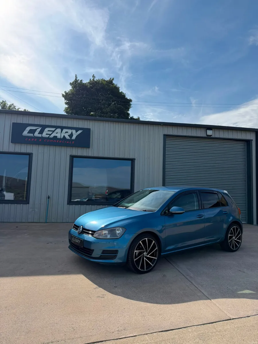 Volkswagen Golf 2014 - Image 1