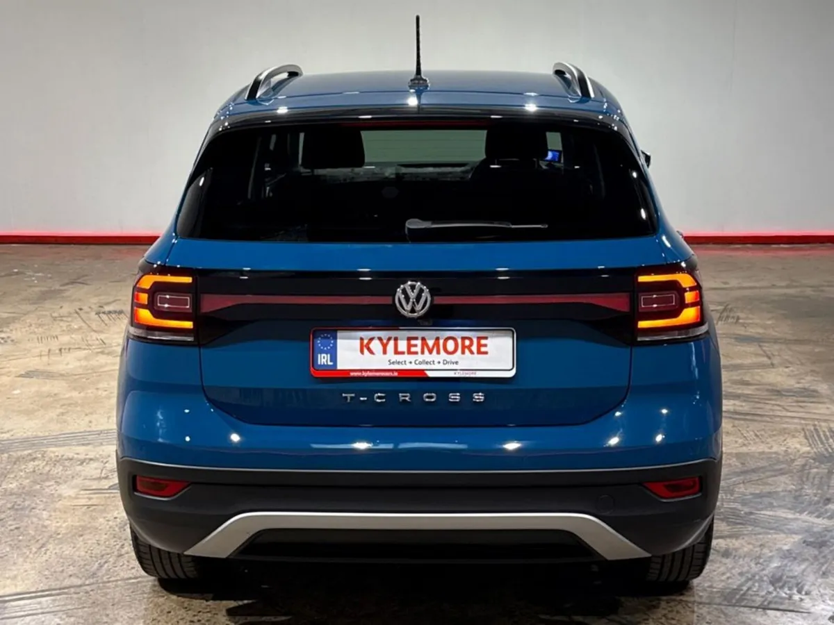 Volkswagen T-Cross 1.0 TSI ACTIVE AUTOMATIC - UPGR - Image 4