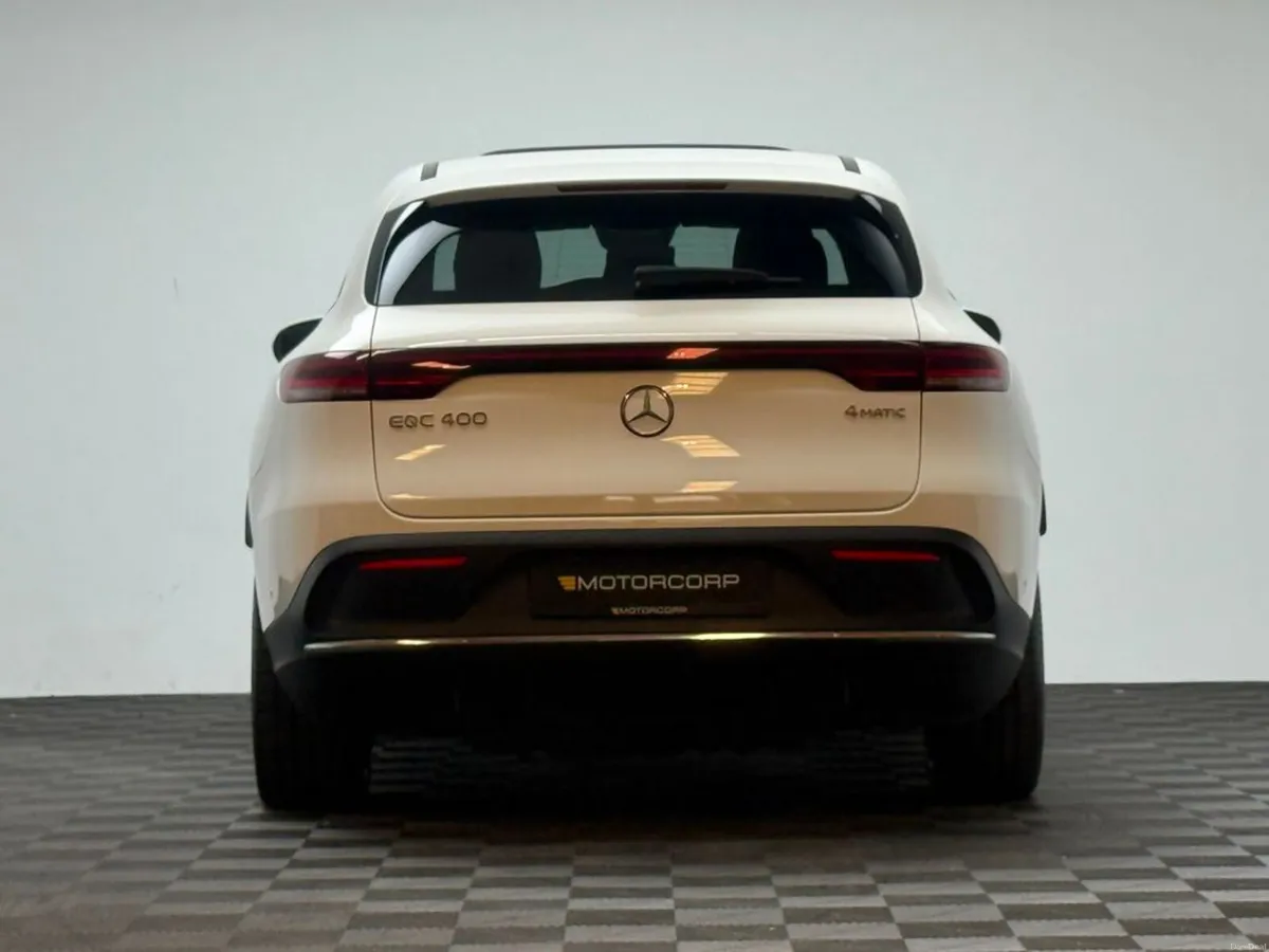 Mercedes-Benz EQC 400 AMG LINE PREMIUM *SUNROOF* - Image 6