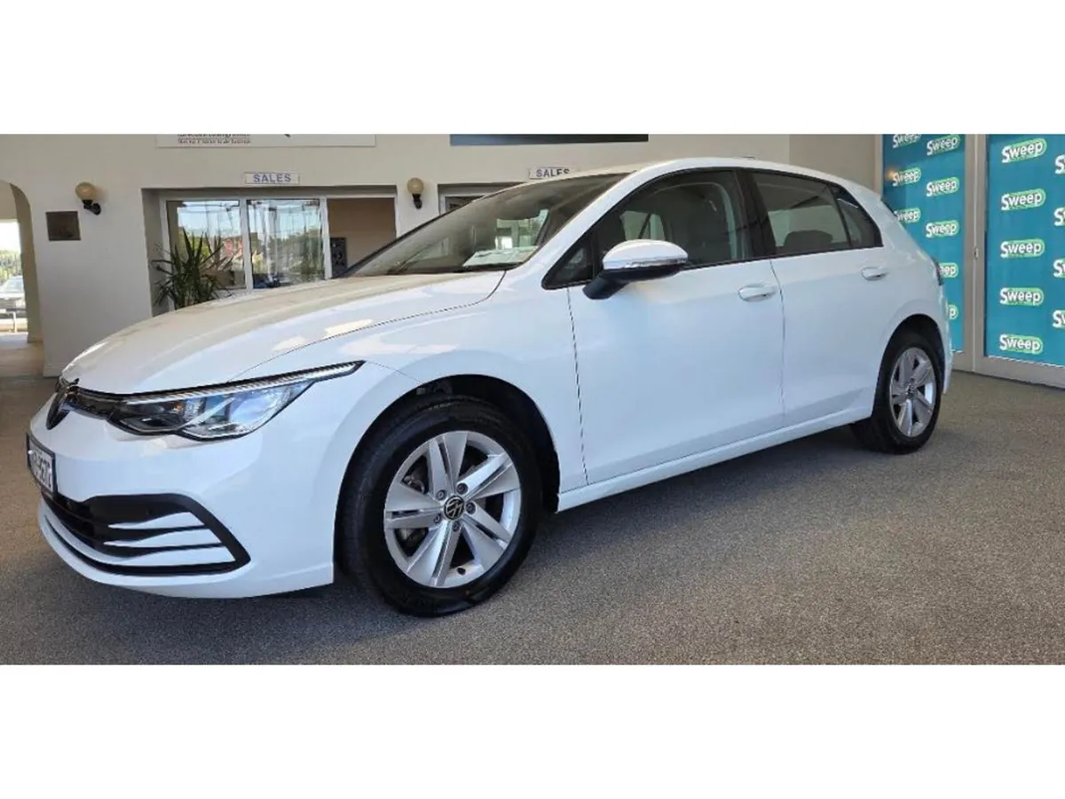 Volkswagen Golf LIFE 1.0 TSI 110HP 5DR - Image 2