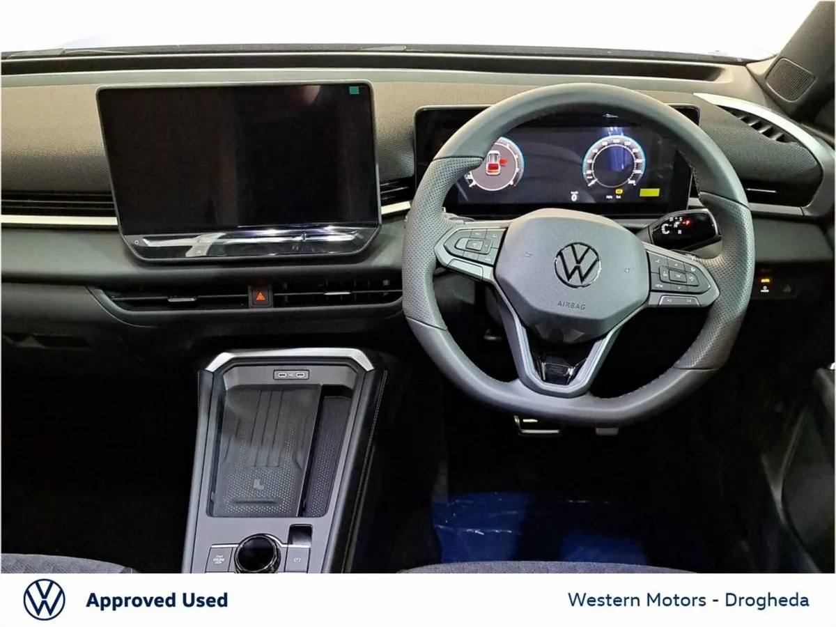 Volkswagen T-Roc R-LINE 1.5TSI 150HP *SALE NOW ON* - Image 2