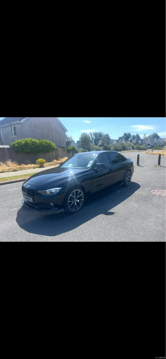 BMW 318d F30 - 2015 - Image 6