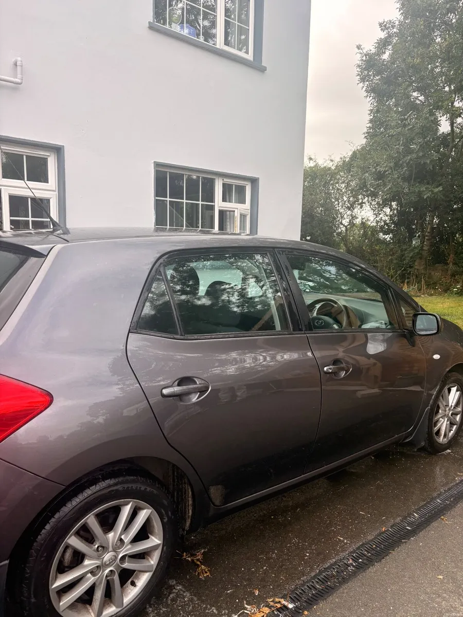 Toyota Auris 2008 - Image 4