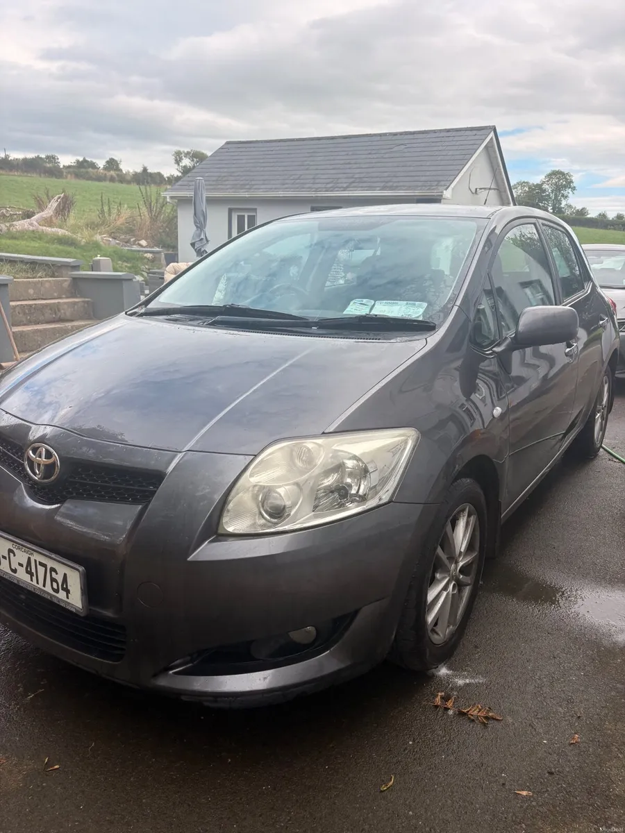 Toyota Auris 2008 - Image 1