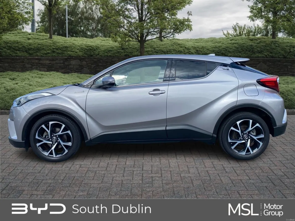 Toyota C-HR 1.8 HYBRID SPORT - Image 6