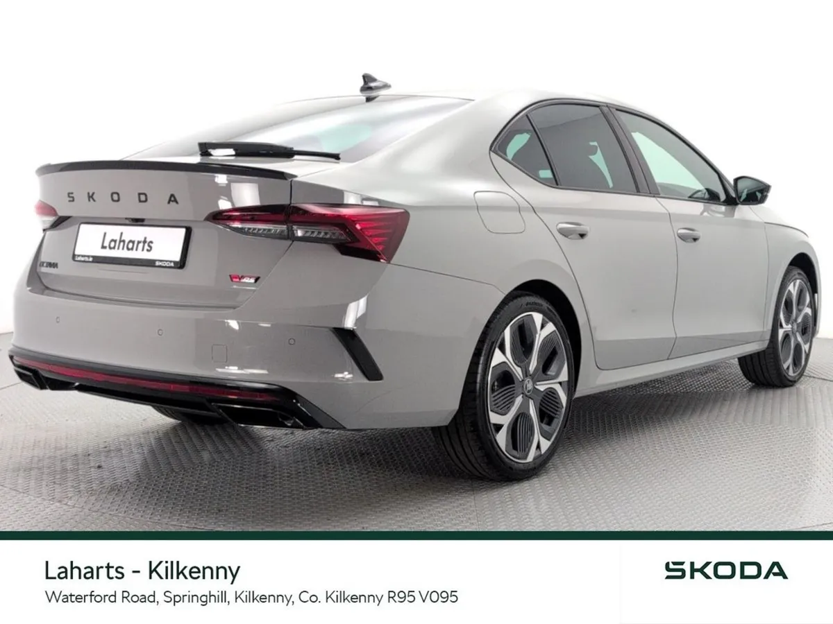 Skoda Octavia RS 2.0TSI 265HP DSG - Image 3