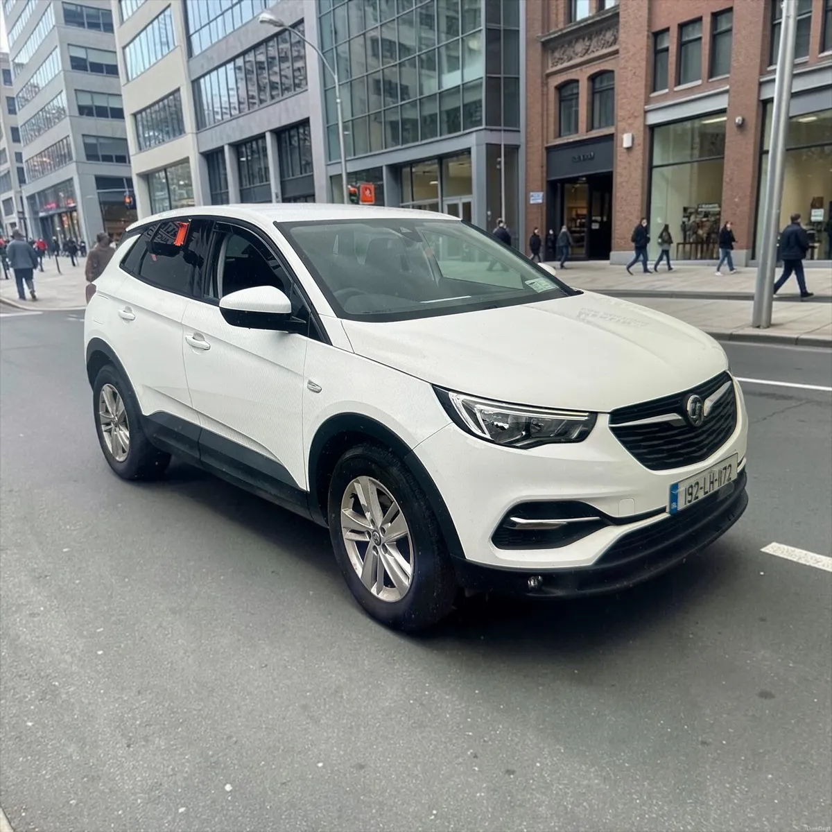 2019 Vauxhall Grandland X 1.2 Petrol only 120K Kms - Image 5