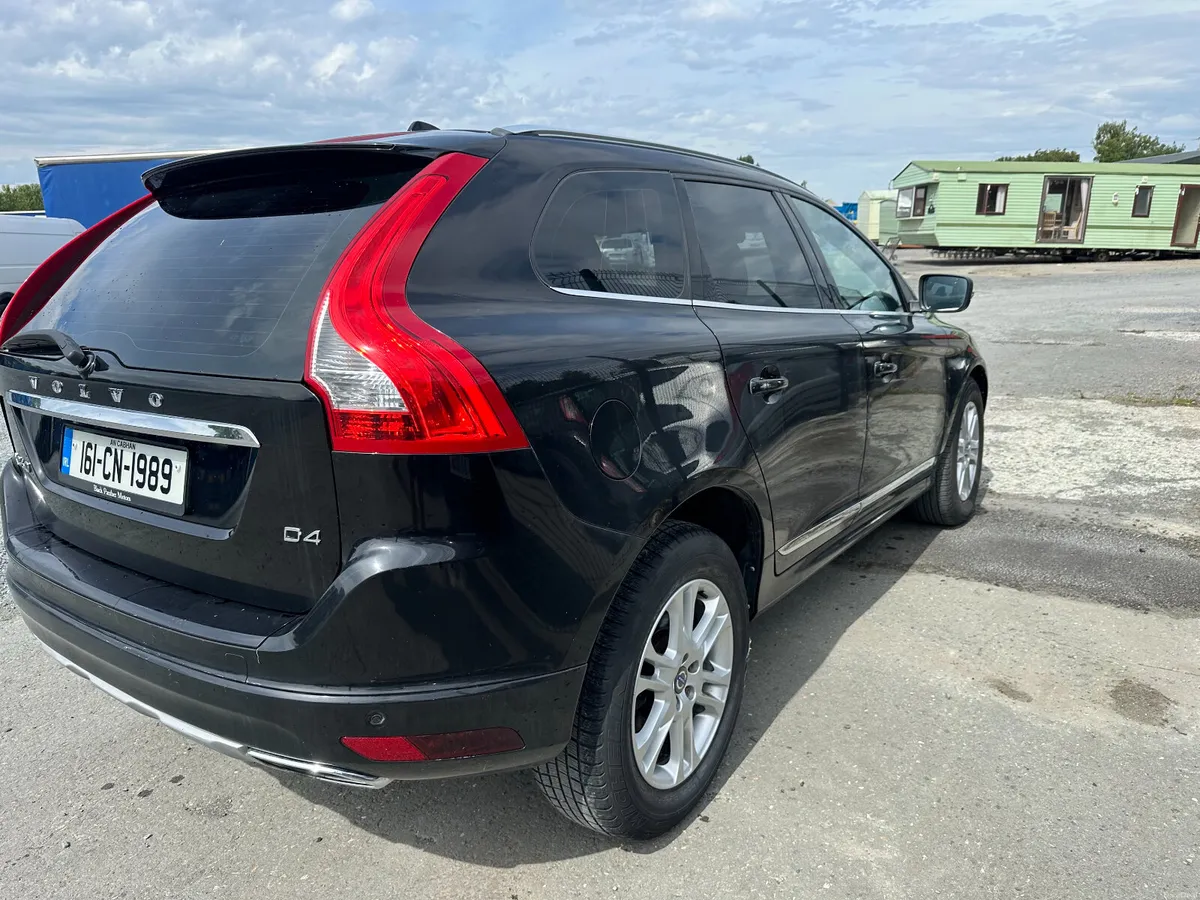Volvo XC60 2016 4X4 Drive Manual Diesel - Image 6