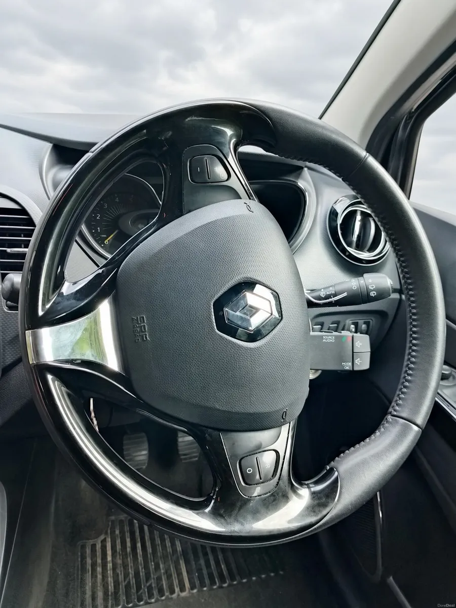 2015 Captur Dynamique - Low Km, Full NCT to 07/27 - Image 2