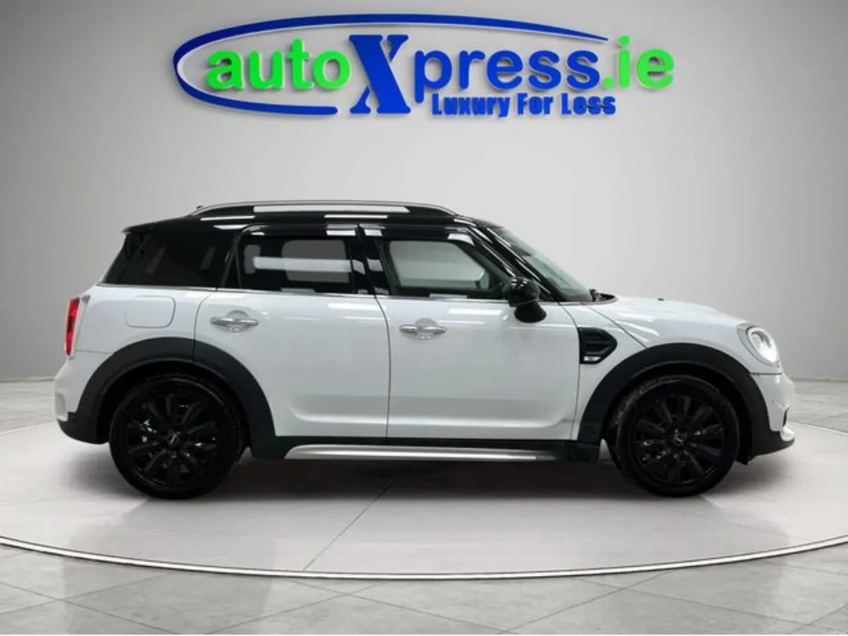 Mini Countryman CROSSOVER 2.0 Automatic - Image 5