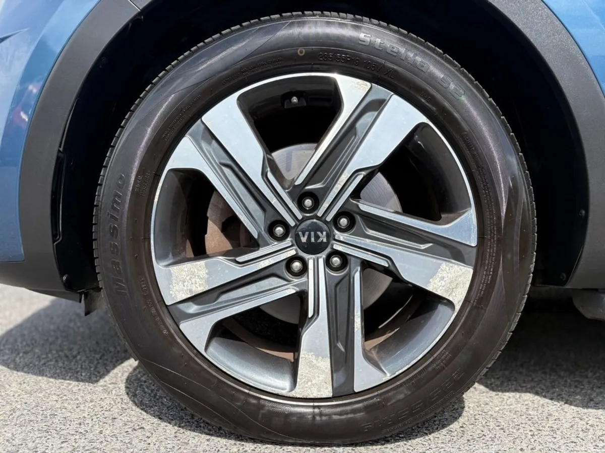 Kia Sorento 1.6 Plug In Hybrid ( 7 Seats ) - Image 5