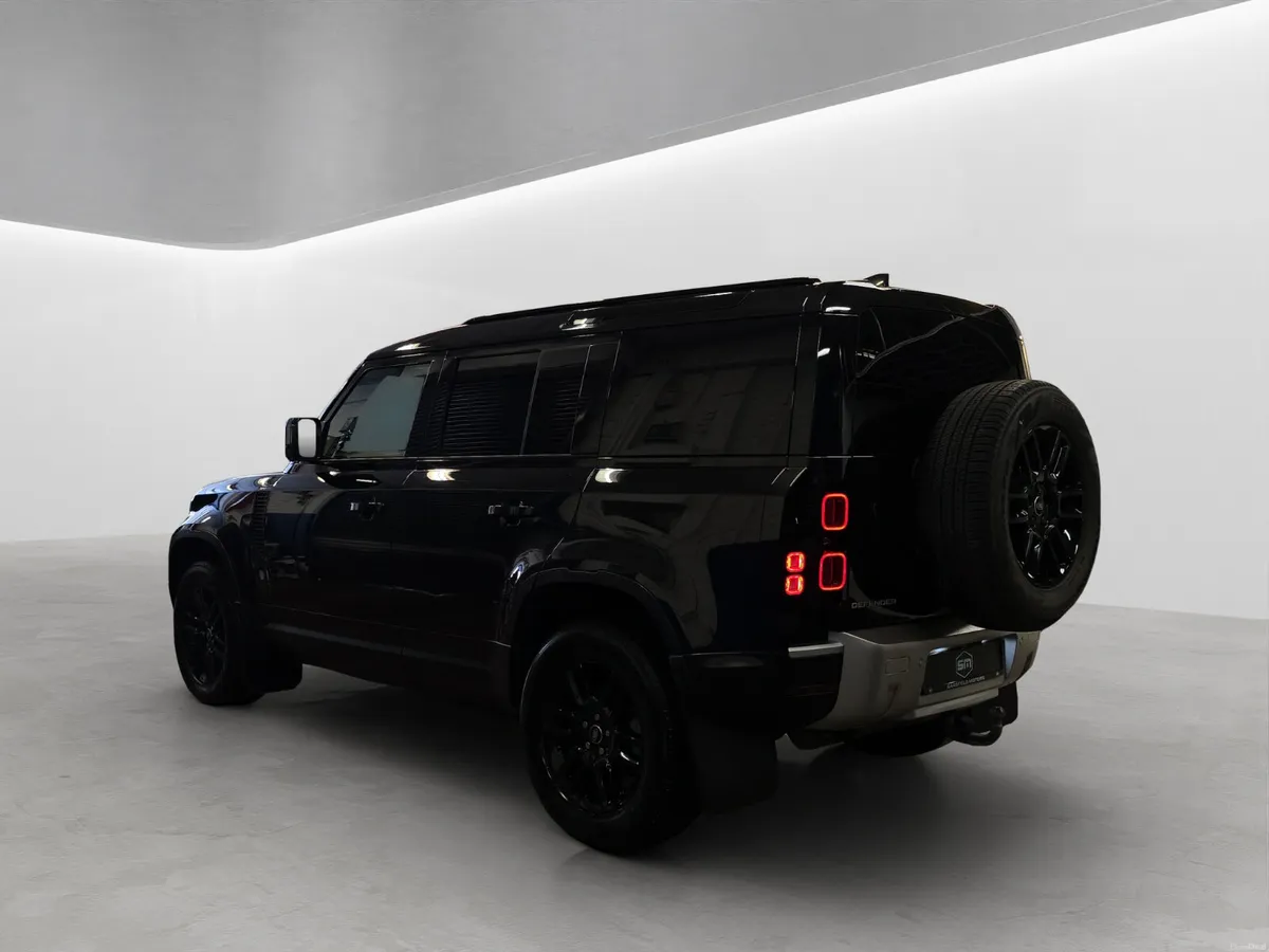 2023 LANDROVER DEFEDER 110 30D HARDTOP 330 BHP - Image 4