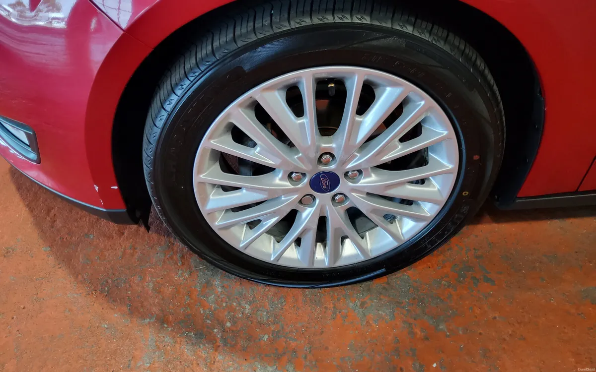Ford Focus 2017 - Image 5