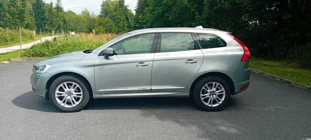 2016 VOLVO XC60 AWD - Image 6