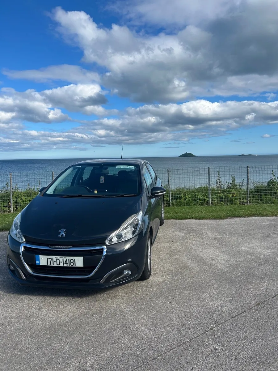 PEUGEOT 208 HDi | 2017 | 1.6 | MANUAL - Image 6