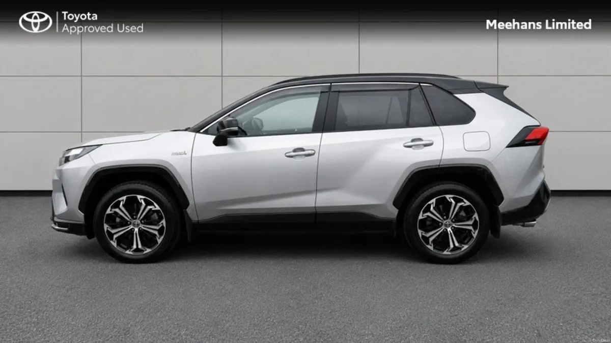 Toyota RAV4 RAV4 PLUG-IN HYBRID SPORT 4DR - Image 3