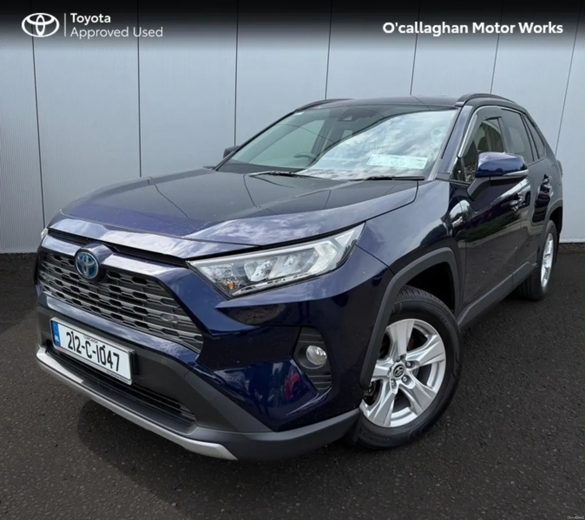 Toyota RAV4 RAV4 HYBRID LUNA 4DR AUTO - Image 2