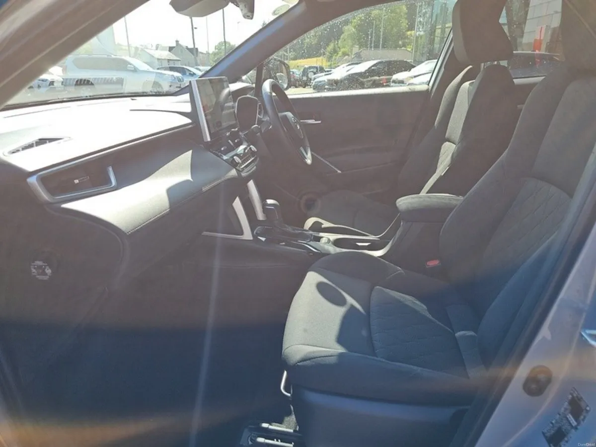 Toyota Corolla Cross CROSS 1.8 SPORT 4DR A - Image 6