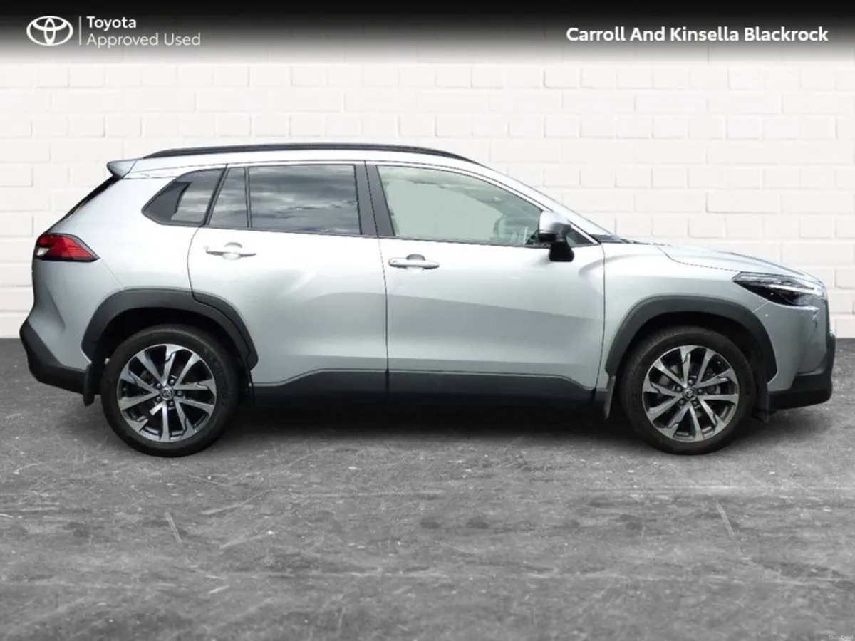 Toyota Corolla Cross Hybrid Sport - Image 3