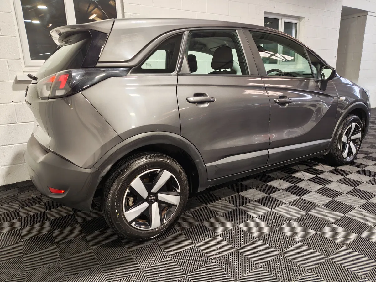 Opel Crossland X 2022 NEW MODEL 1.5 DIESEL 6 SPEED - Image 3