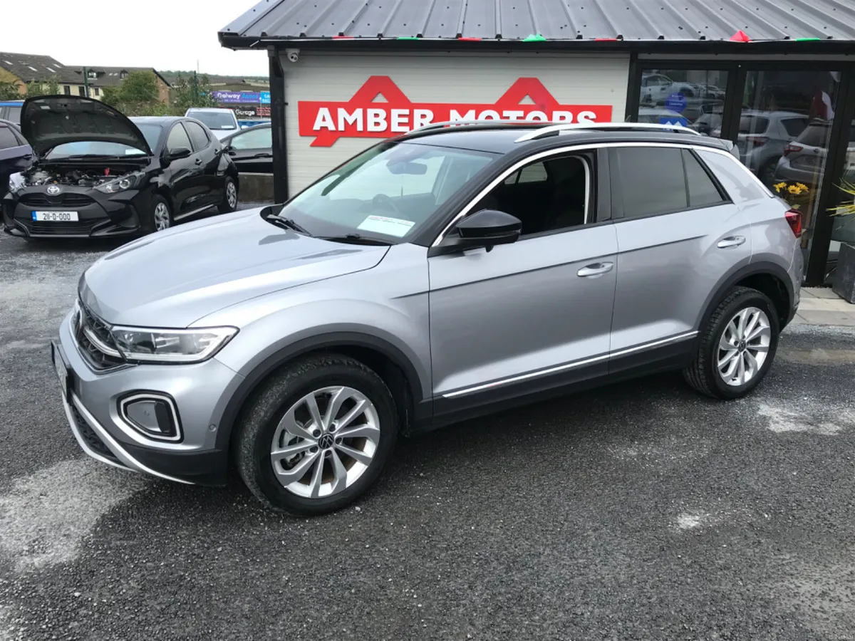 2023 Volkswagen T-Roc Diesel Automatic - Image 1