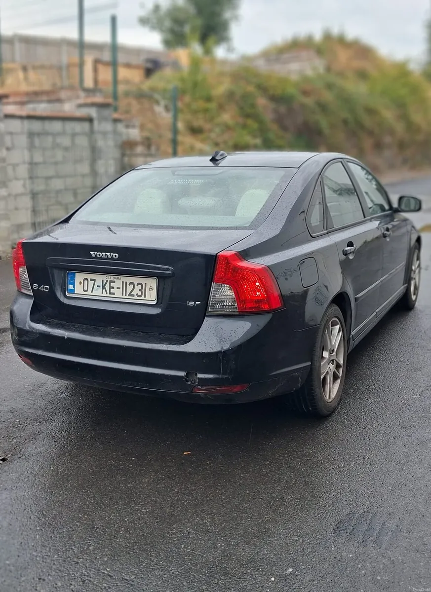 2007 Volvo S40 NCT 10/26 GOOD CONDITION!! - Image 4