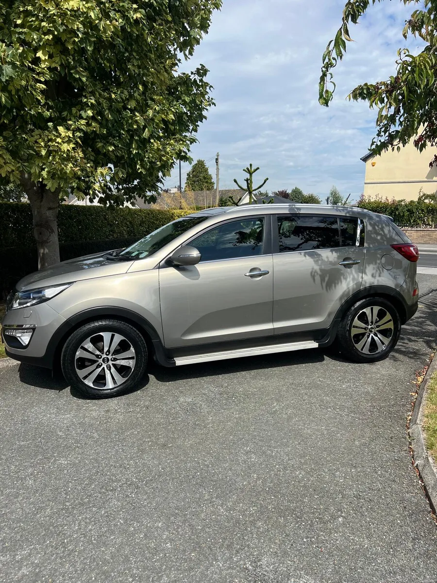 2013 Kia Sportage LOW KILOMETRES - Image 1