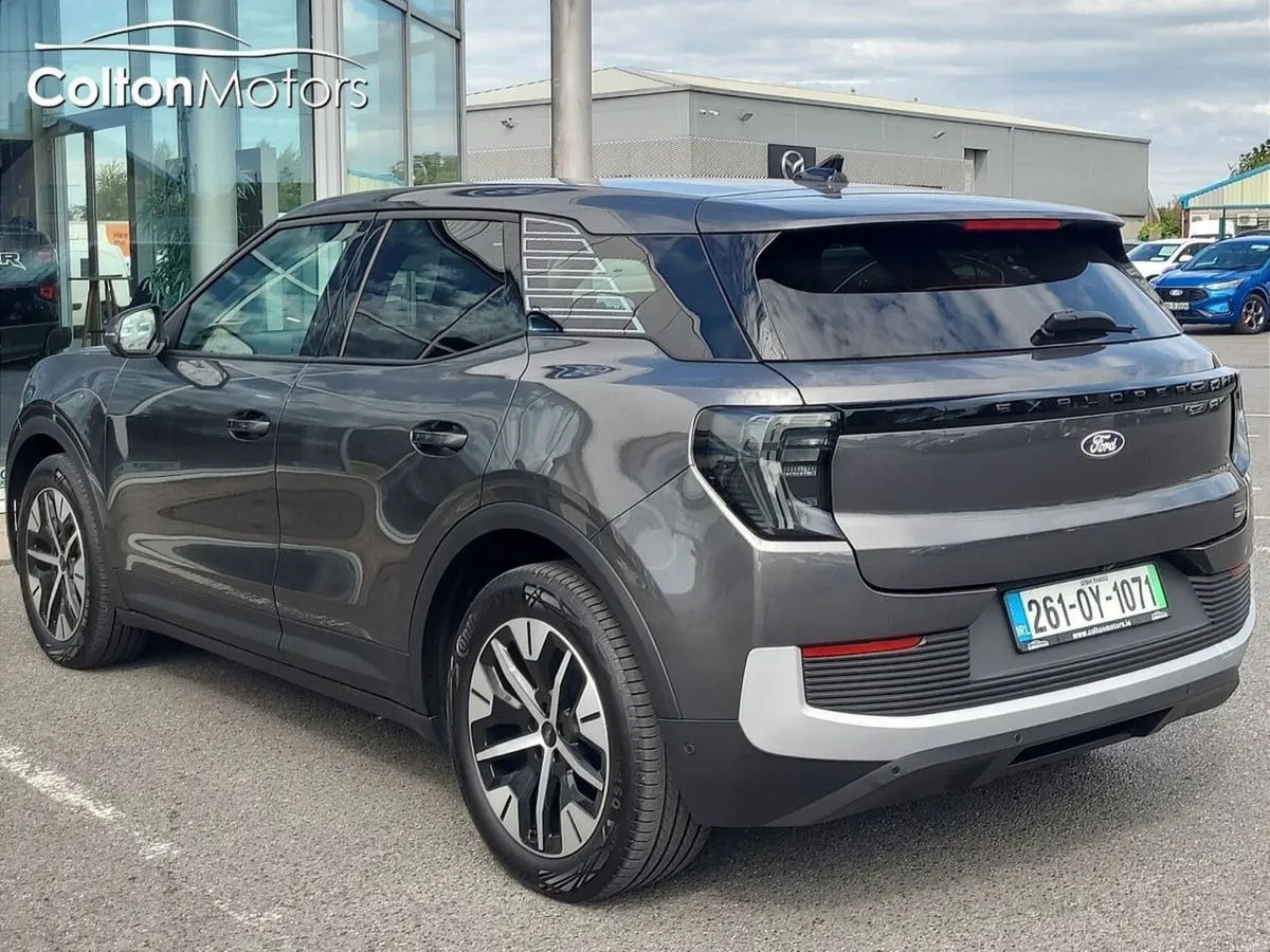 Ford Explorer Select 77kWh Extended Range RWD - Image 2