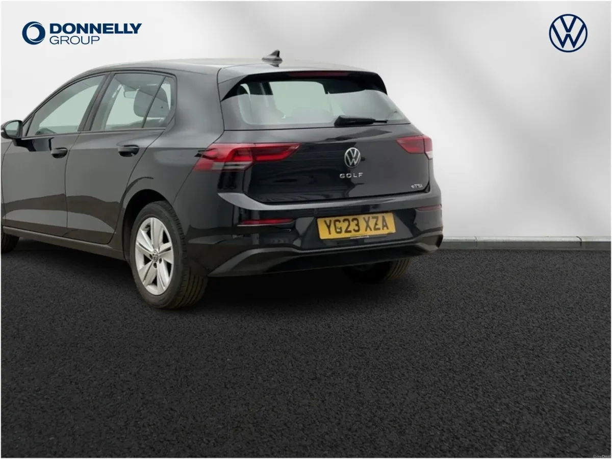 Volkswagen Golf Hatchback Life - Image 3