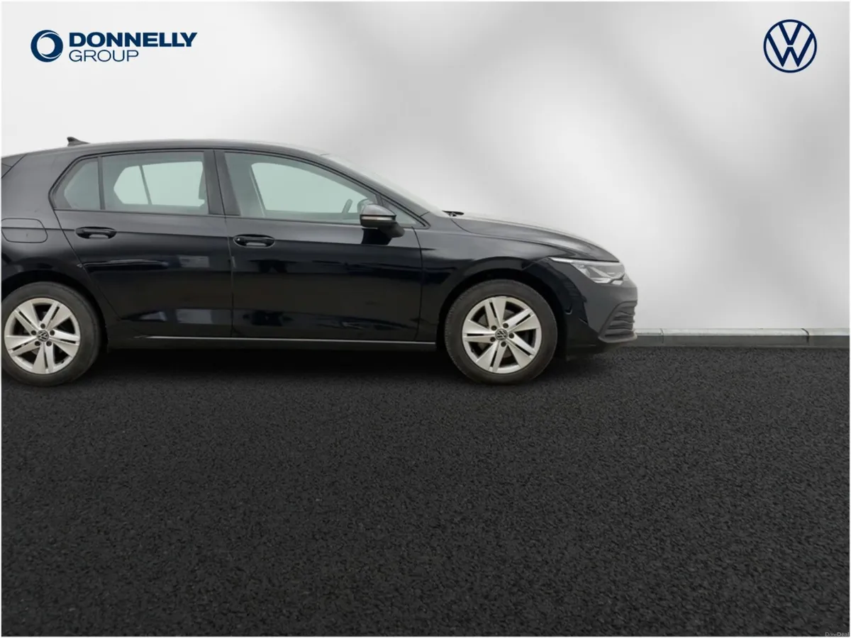Volkswagen Golf Hatchback Life - Image 4