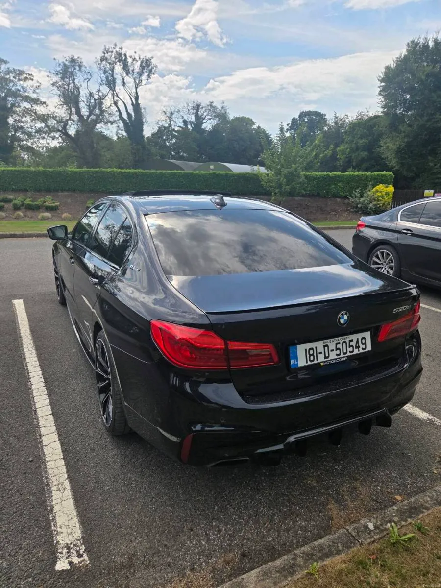 BMW 530e M Sport Performance Sunroof - Image 5