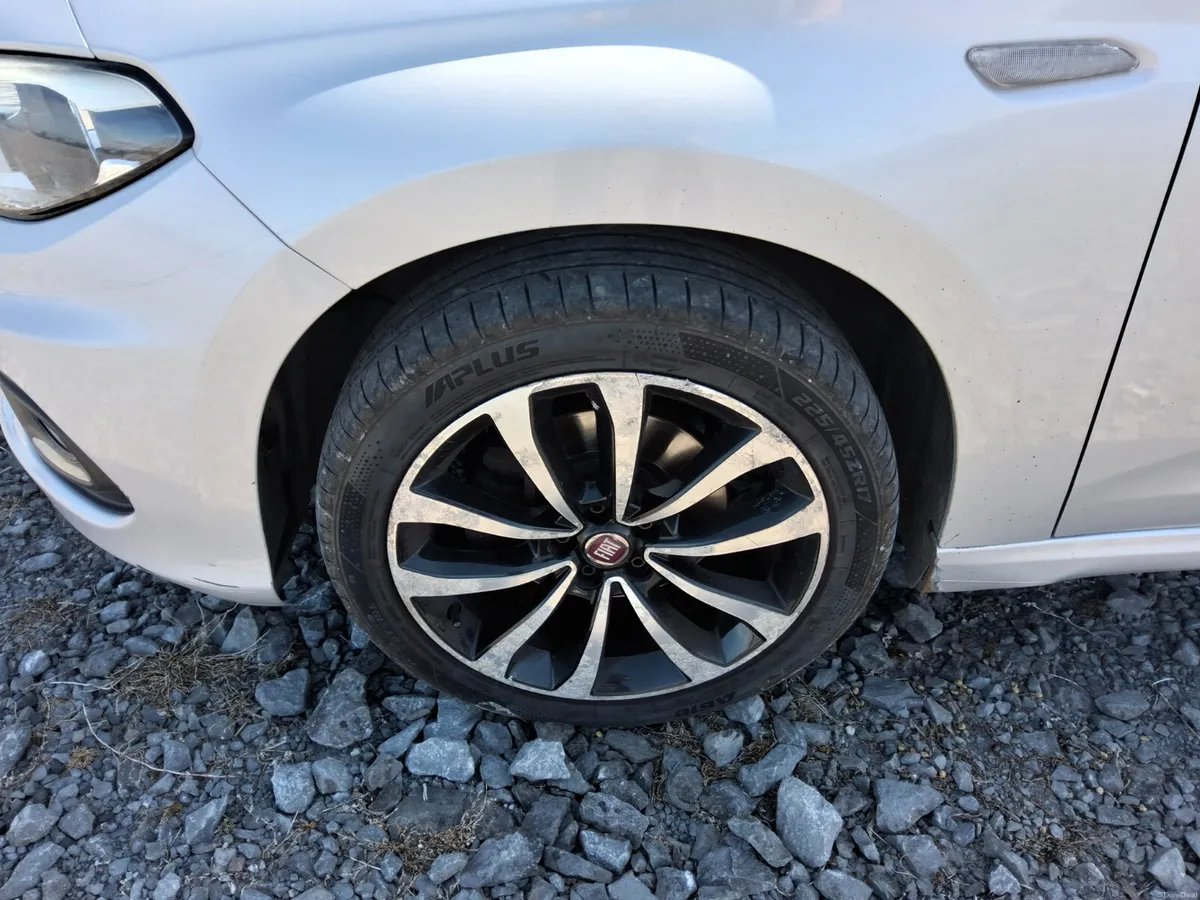 Fiat Tipo 2017 - Image 5