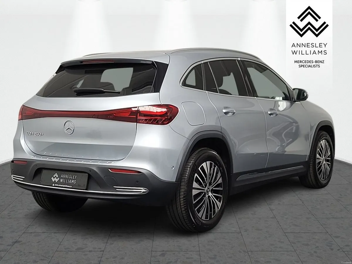 Mercedes-Benz EQA EQA250+ Sport Executive  70.5kWh - Image 6