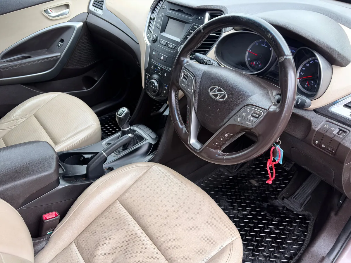 Hyundai Santa Fe 2013 2.2 CRDi new nct 6/27 - Image 2
