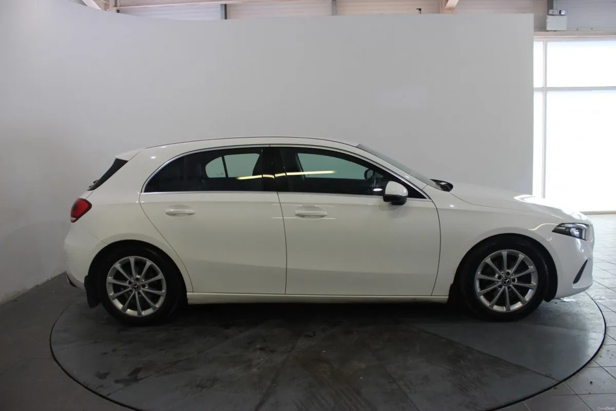 Mercedes-Benz A-Class 1.5 A 180 D PROGRESSIVE LINE - Image 2
