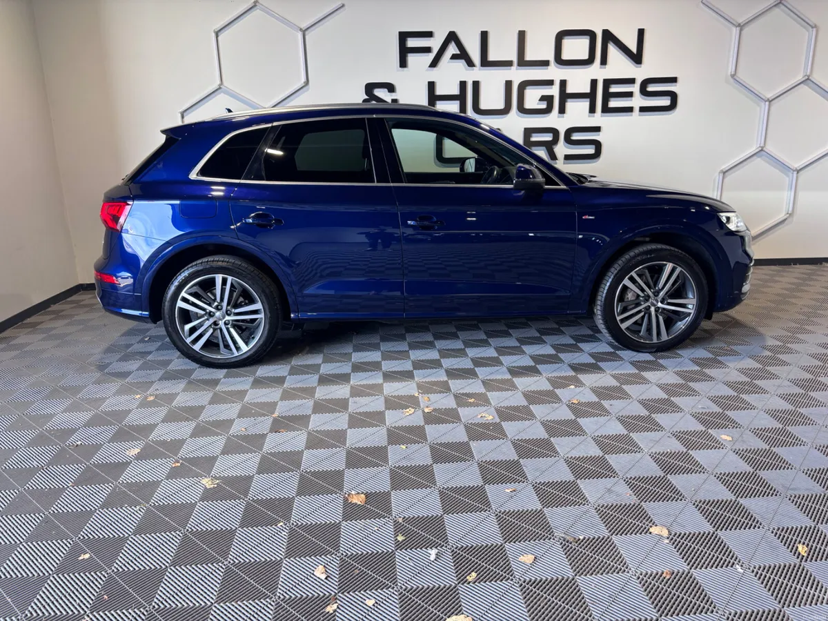 AUDI Q5 2.0 TFSI S LINE COMP 55 QTIP // HIGH SPEC - Image 3