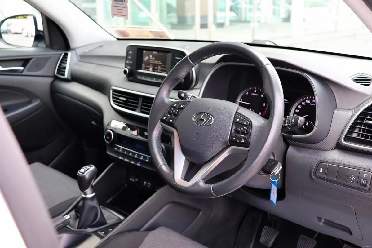 Hyundai Tucson 2WD Comfort Plus - Image 5