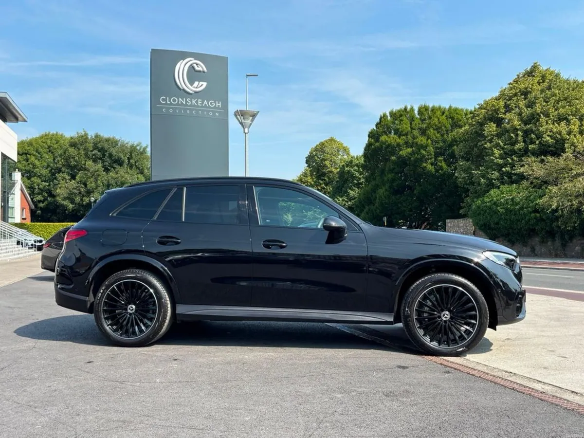 Mercedes-Benz GLC GLC 300 E 4MATIC URBAN EDITION - Image 2