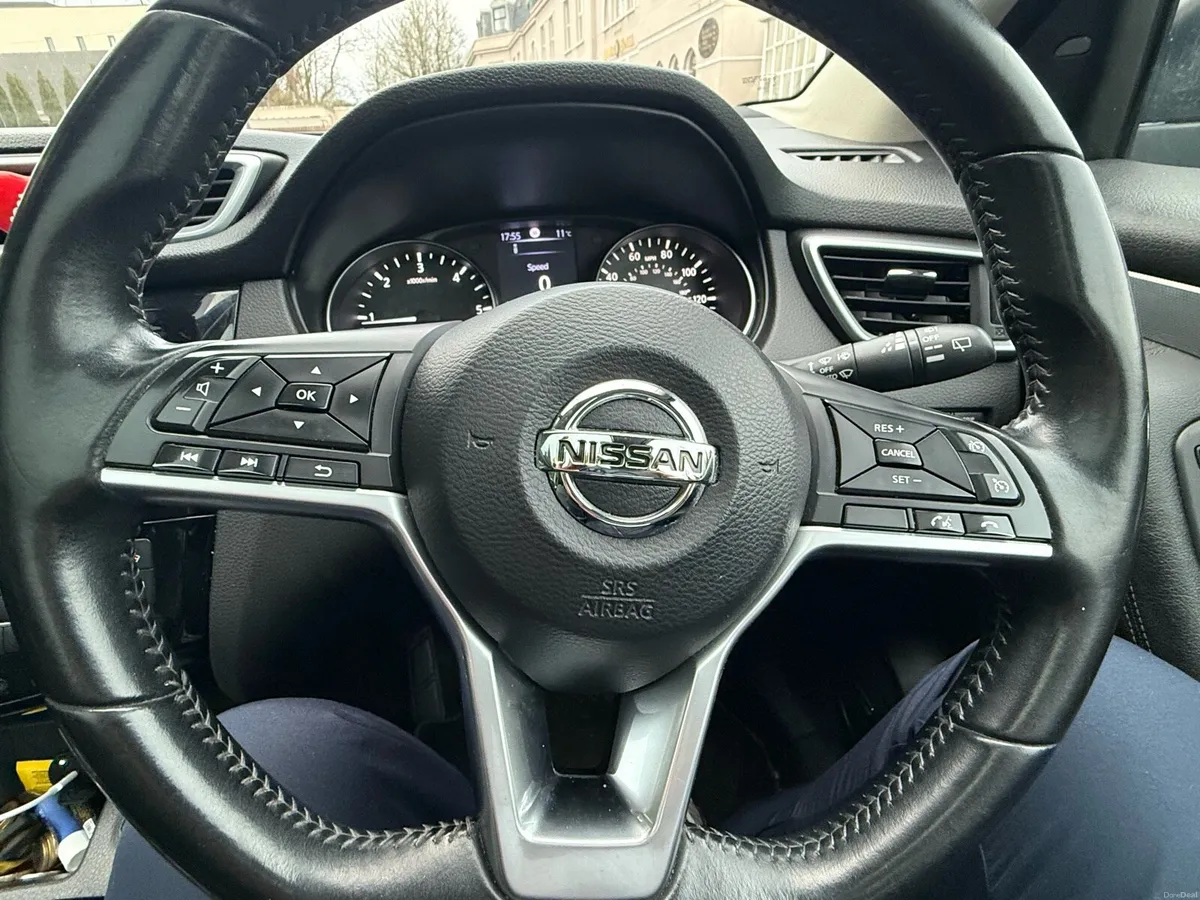 NISSAN Qashqai - Image 5
