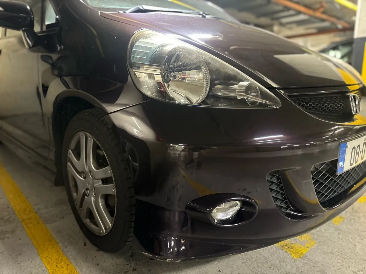 Honda jazz sport idsi Auto 7 speed mint in and out - Image 5