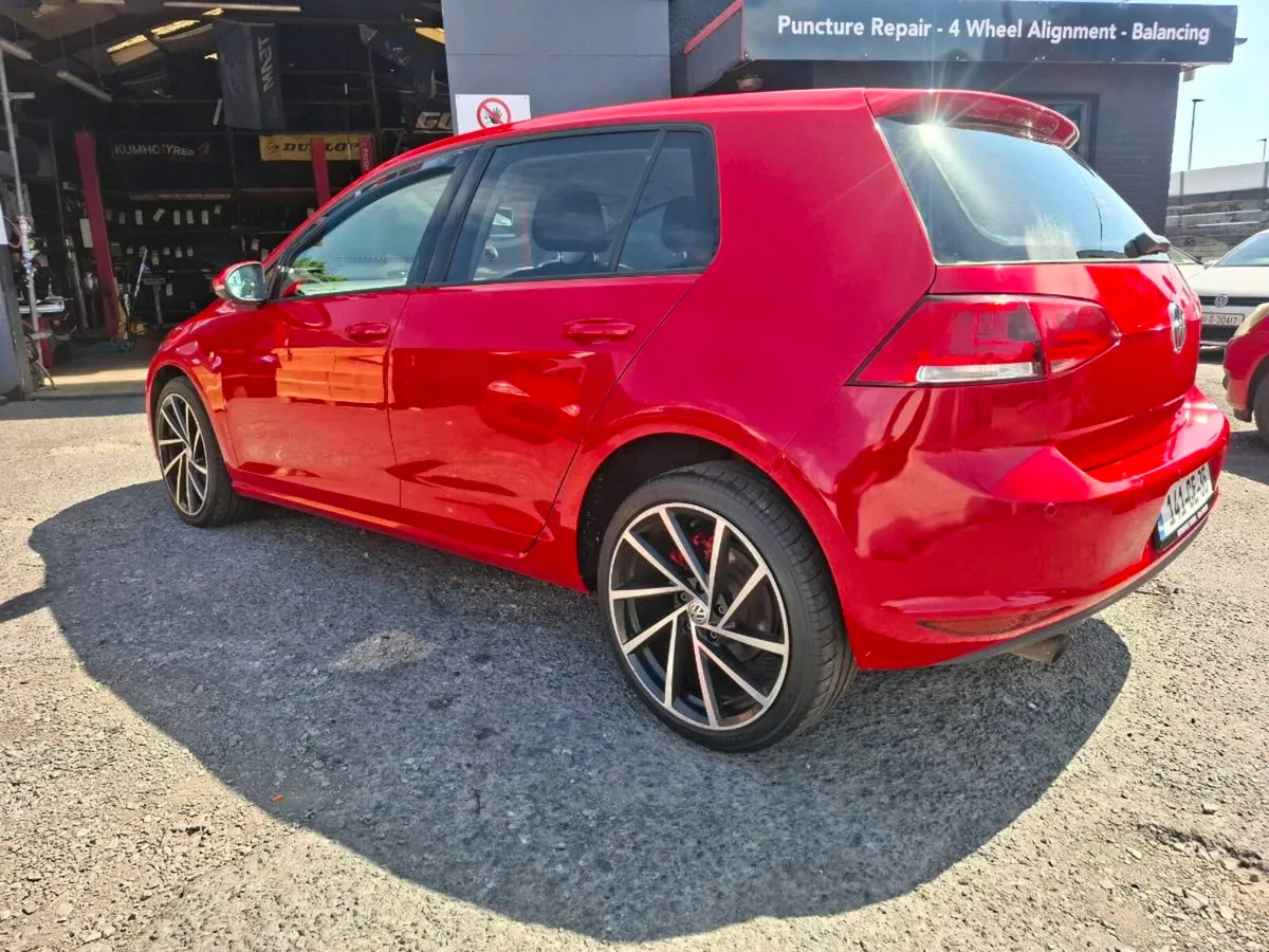 Volkswagen Golf - Image 4