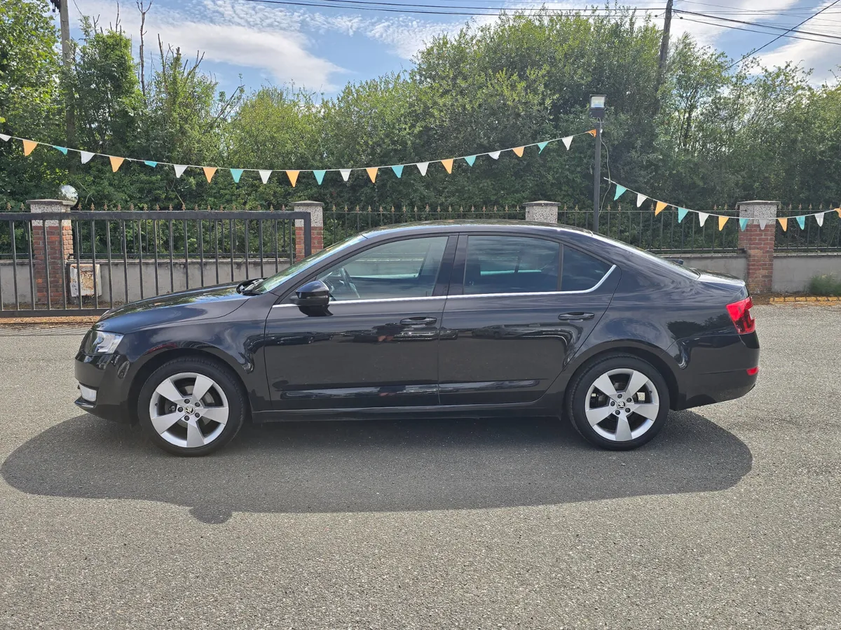Skoda Octavia STYLE 1.2 TSI - Image 4