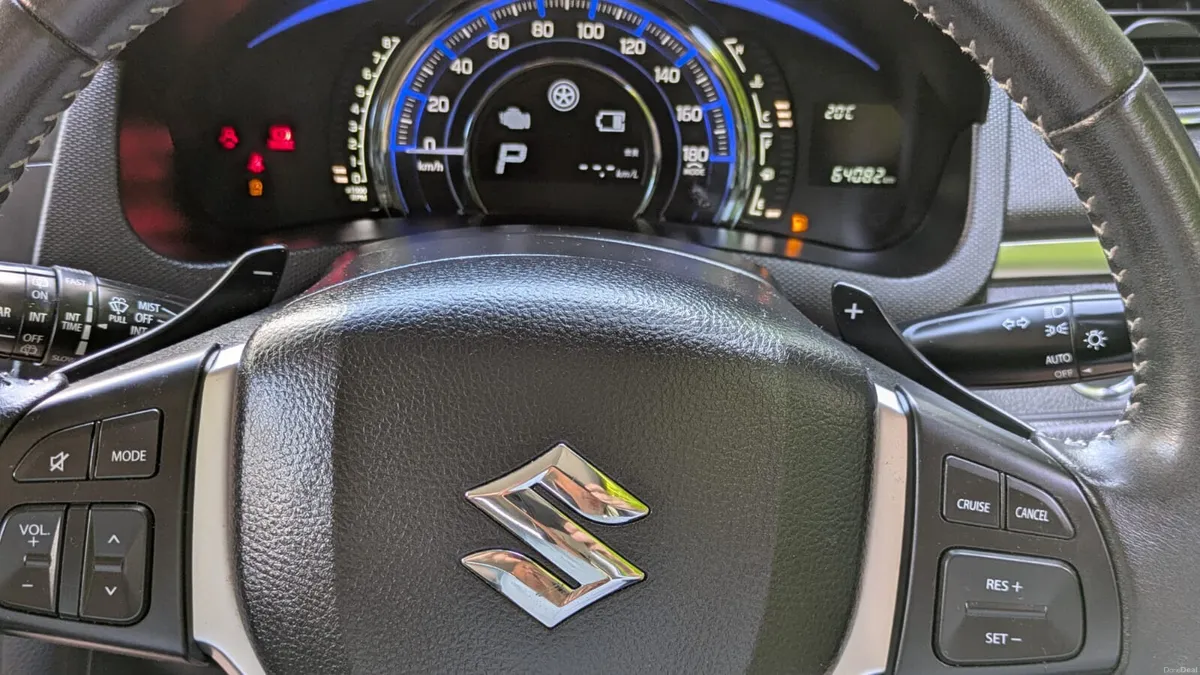 Leather & Suede Suzuki Swift 1.2 Automatic, 2015 - Image 4