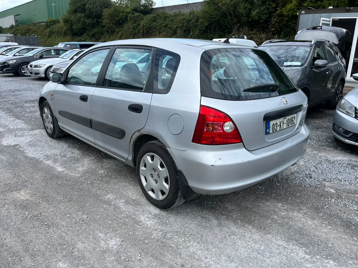 Honda Civic 2003 - Image 4