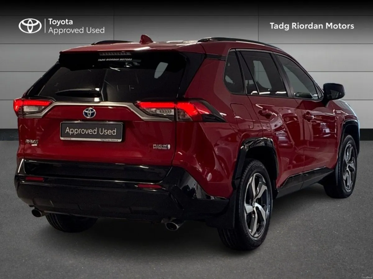 Toyota RAV4 PLUG-IN HYBRID SOL AWD - Image 2