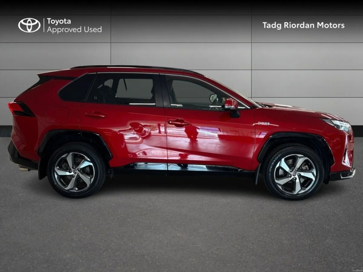 Toyota RAV4 PLUG-IN HYBRID SOL AWD - Image 3