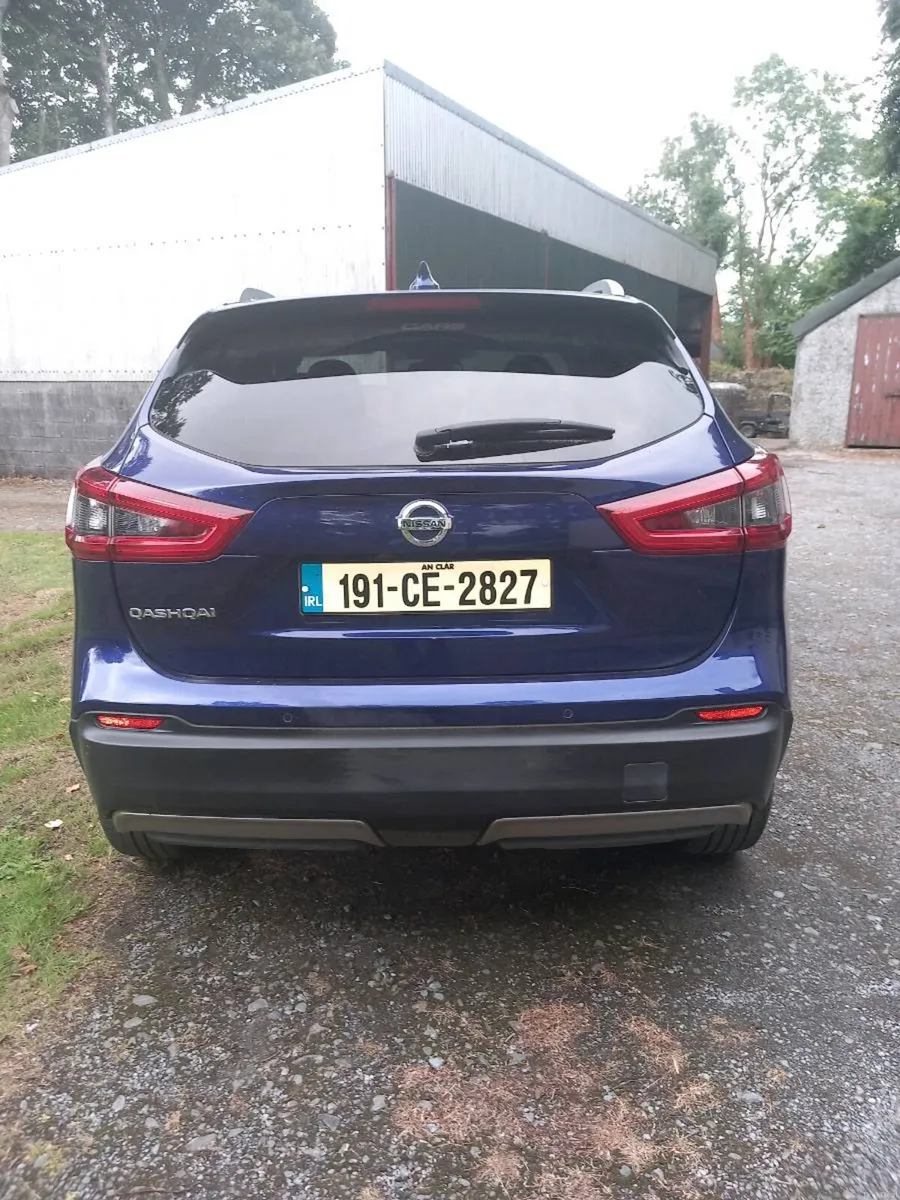 Car - Image 3