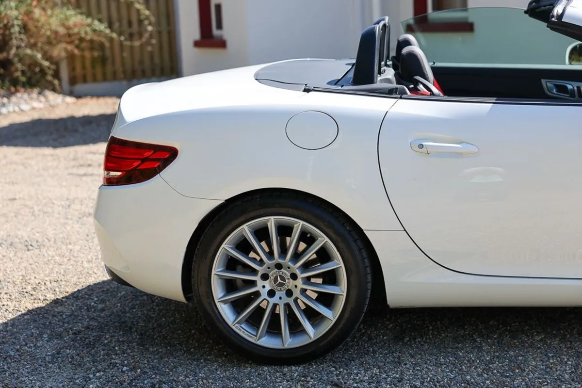 Mercedes SLC late 2017 - Image 3
